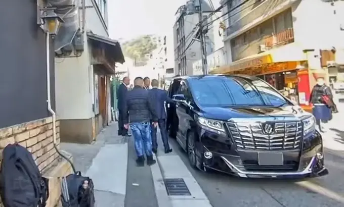 Mobil-Mobil Khas Yakuza, Kelompok Mafia Jepang yang Mulai Runtuh ...