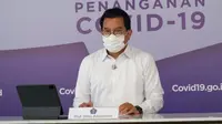 Juru Bicara Satgas COVID-19 Wiku Adisasmito mengatakan Pulau Jawa mampu menyumbang lebih dari setengah dari total kasus nasional saat konferensi pers di Graha BNPB, Jakarta, Selasa (1/6/2021). (Tim Komunikasi Satgas COVID-19/Marji)