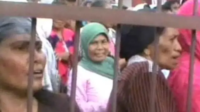 Demo Warga Baubau Protes Perusahaan Tambang Nikel