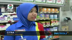 Insiden tersebut terjadi saat korban yang ada di dalam minimarket melihat sepeda motor miliknya yang di parkir di luar hendak dibawa kabur.