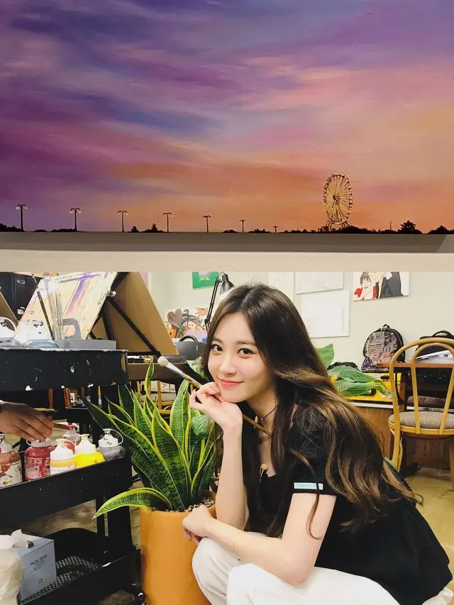 Yura Girl's Day. (Instagram/ yura_936)