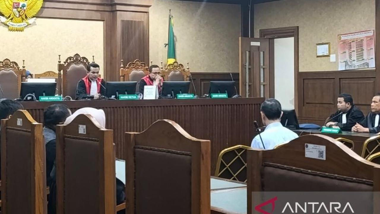 KY Rekomendasi Sanksi Nonpalu untuk Majelis Hakim Perkara Tom Lembong