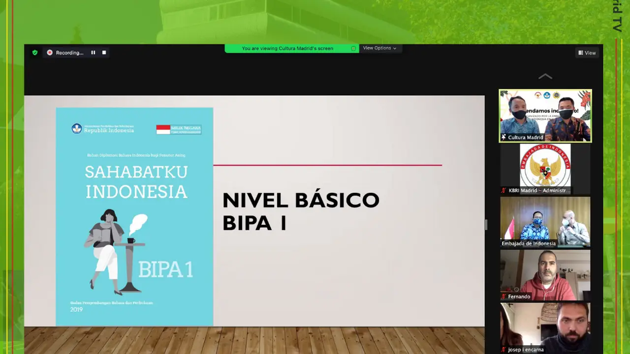 Pelajaran bahasa Indonesia secara daring yang diadakan oleh KBRI Madrid.