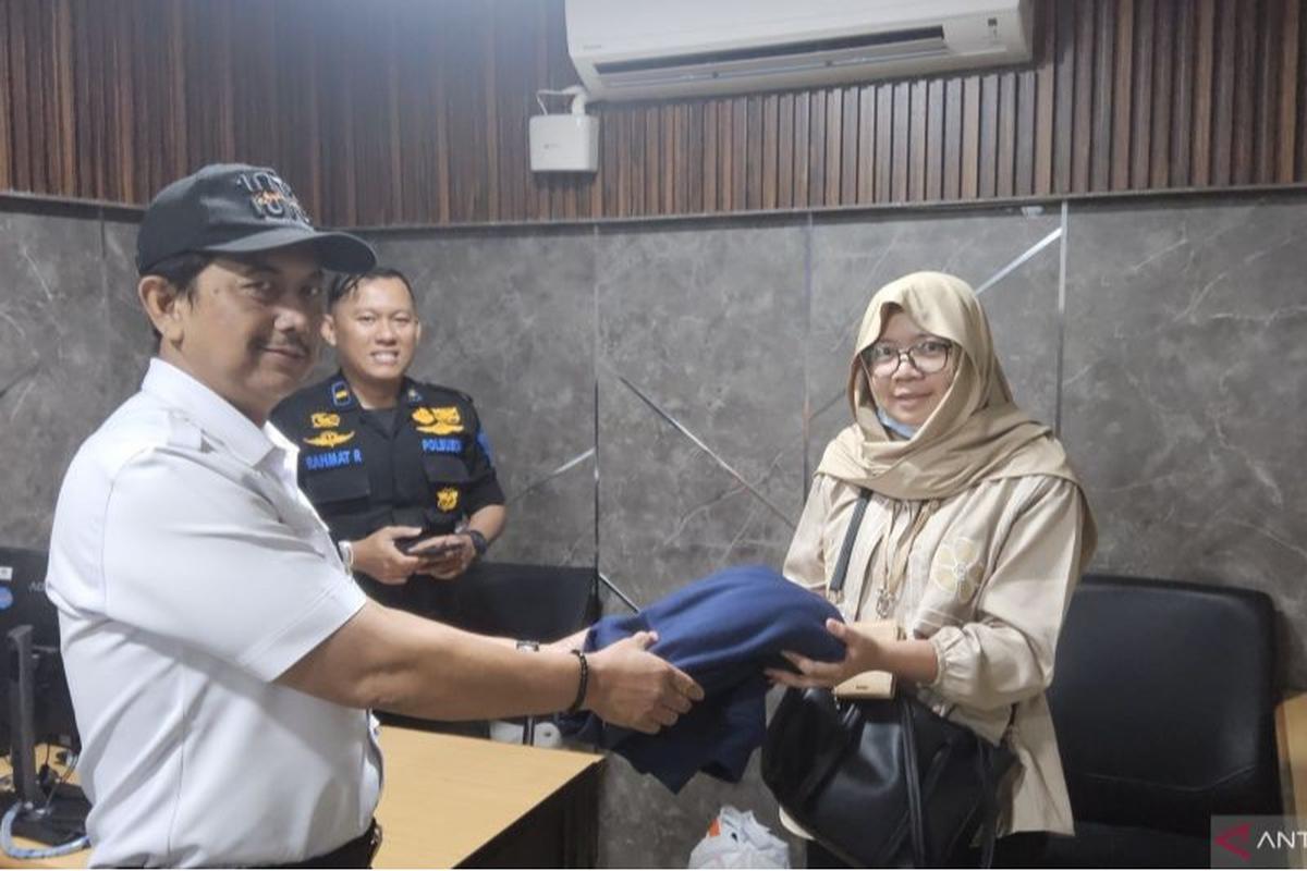 Laptop Hingga Uang Miliaran, Barang Hilang di Stasiun Gambir Kembali ke Pemilik!