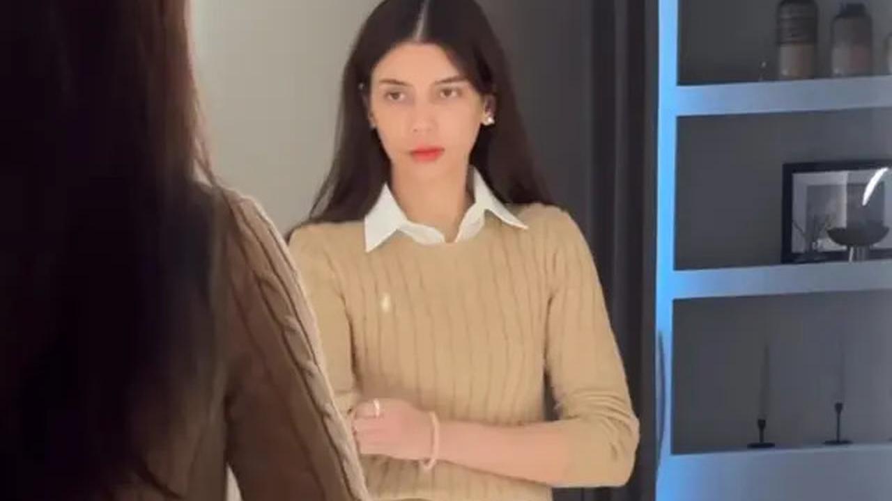 6 Potret Sabrina Chairunnisa dan Putra Sambungnya Azka Corbuzier, Bangga Pakai Almamater Kuning UI