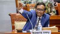 Maka itu Mahfud Md langsung diminta untuk memberikan penjelasan. "Kami meminta data kepada Pak menko belum dikasih pak," kata politikus NasDem ini. (Liputan6.com/Faizal Fanani)
