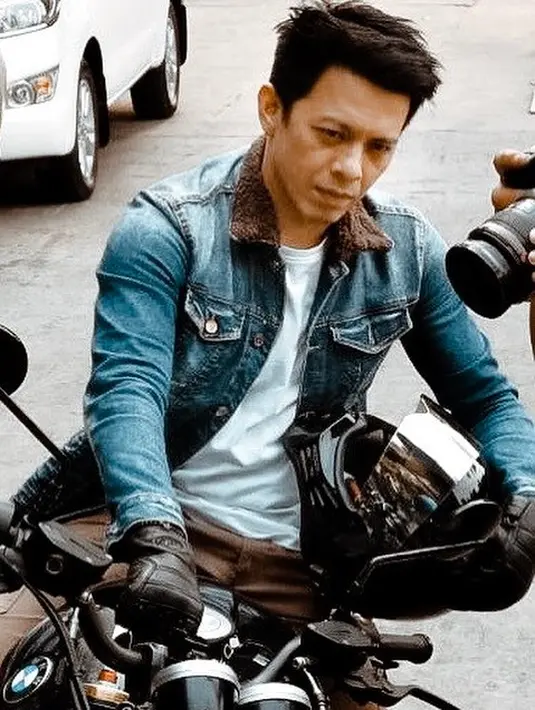 Meski begitu, Ariel pun sebenarnya meinginkan adanya perempuan yang hadir di kehidupannya.  (Instagram/arielnoah)