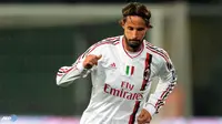 Bek Sayap Milan Jadi Sasaran Klub Turki