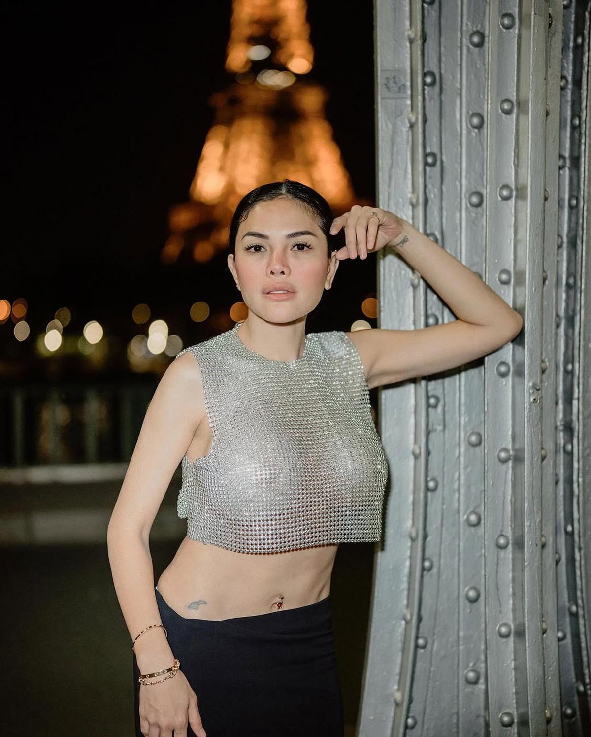 Nikita Mirzani Beri Sindiran Pedas kepada Keluarga Vadel Badjideh: 'Kalau Mau ke Polres Mandi Dulu'