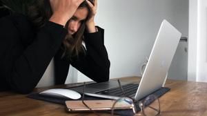 Cerita Pekerja Kelelahan Mental, Nekat Keluar dan Kini Malah Sukses