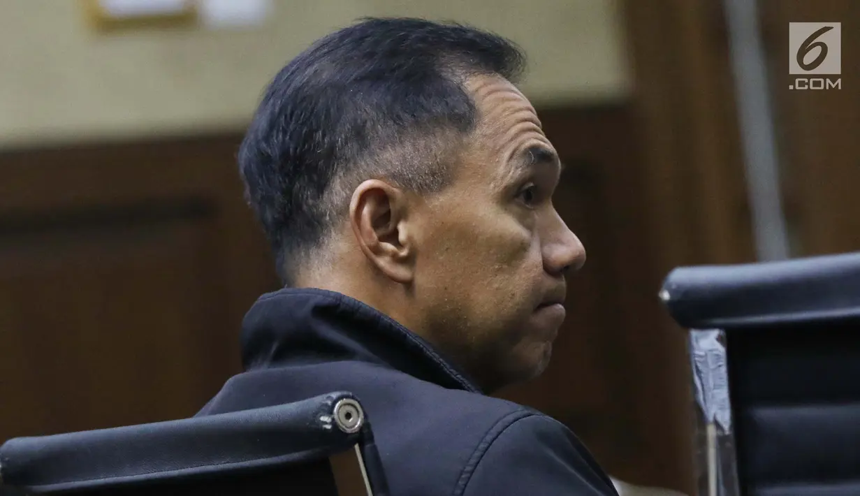 Mantan anggota Dewan Komisaris PT Pertamina (Persero), Gita Wirjawan bersaksi pada sidang lanjutan dugaan korupsi akuisisi Blok Basker Manta Gummy dengan terdakwa mantan Dirut PT Pertamina, Karen Agustiawan di PengadilanTipikor, Jakarta, Kamis (9/5/2019). (Liputan6.com/Helmi Fithriansyah)