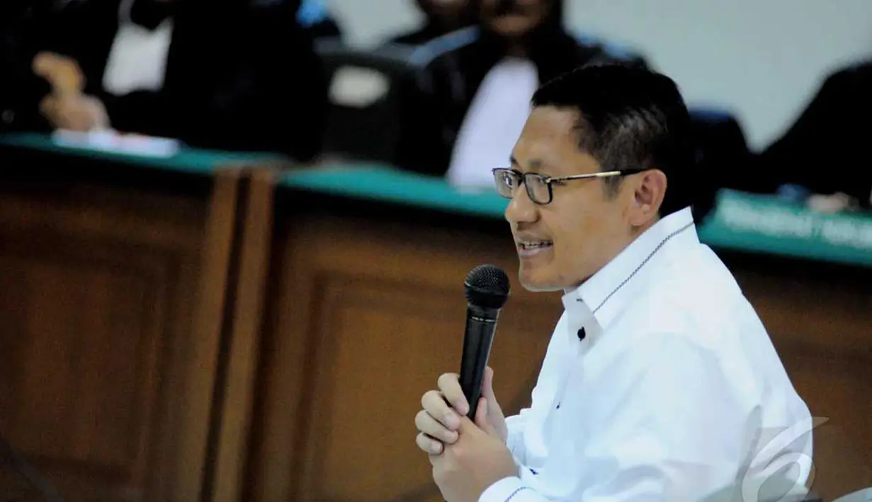 Majelis hakim terdiri atas Haswandi, Trimharyadi, Aswijon, Slamet Subagyo dan Joko Subagyo, sepakat surat dakwaan untuk Anas Urbaningrum adalah sah menurut hukum yang berlaku, Pengadilan Tipikor Jakarta, Kamis (19/6/2014) (Liputan6.com/Faizal Fanani).