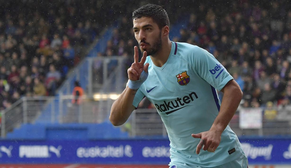 Ekspresi pemain FC Barcelona, Luis Suarez usai membobol gawang Eibar pada lanjutan La Liga Santander di Ipurua stadium,  Eibar, (17/2/2018). Barcelona menang 2-0.(AP/Alvaro Barrientos)