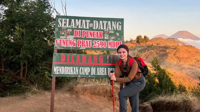 Tissa Biani rayakan ulang tahun di atas gunung. [@tissabiani]