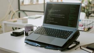 Ilustrasi cooling pad laptop terbaik.