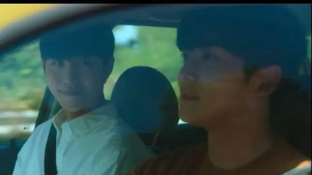 Aktor Korea Rowoon SF9 Tak Mau Terima Bayaran saat Main Cameo di Drama 'A Time Called You', Sebuah Drama Korea yang Dimainkan oleh Ahn Hyo Seop (Tangkapan Layar/Twitter/rowoonqt)