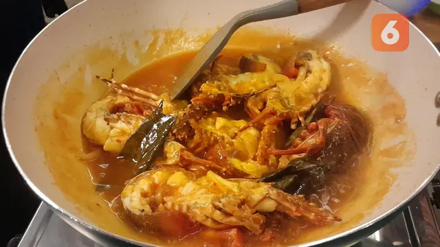 Lobster, makanan lezat dan bergizi dengan antioksidan, asam lemak esensial, serta manfaat untuk mencegah anemia. Makan sehat tanpa takut kolesterol tinggi!  (Foto: Benedikta Desideria/Liputan6.com)