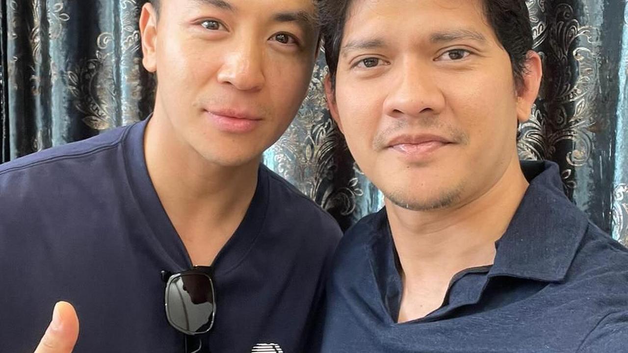 Potret Iko Uwais Bersama Ashton Chen