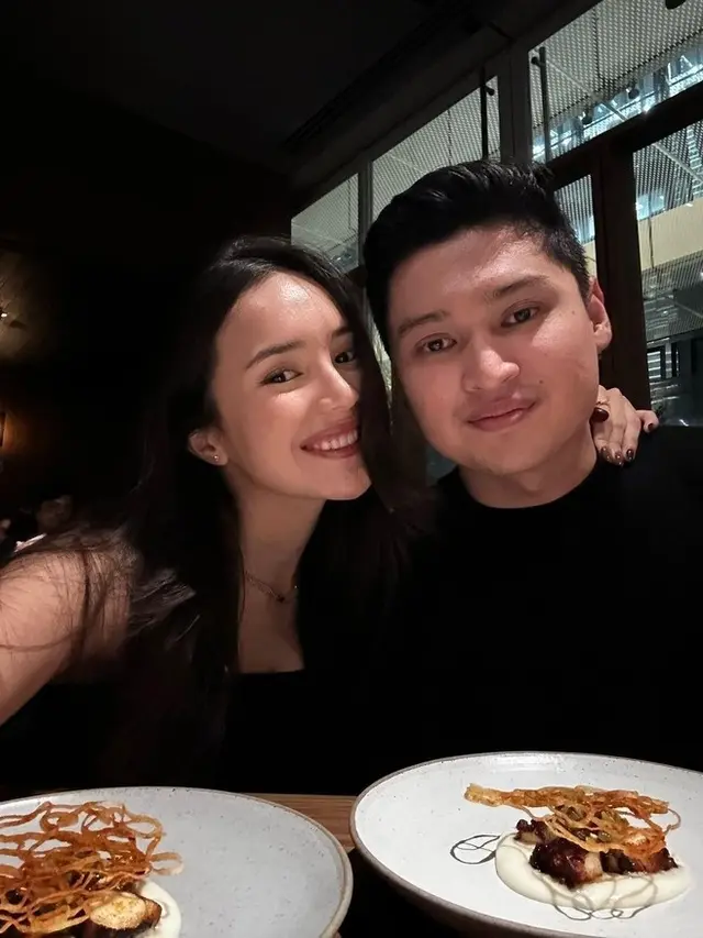 Intip Perjalanan Cinta Beby Tsabina dan Rizki Natakusumah, Mulai dari Pacaran hingga Menikah
