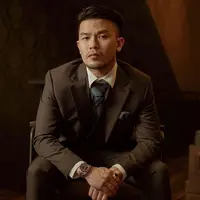 Tips Memilih Setelan Jas untuk Pasangan. Dok: Kaye Brothers Tailor
