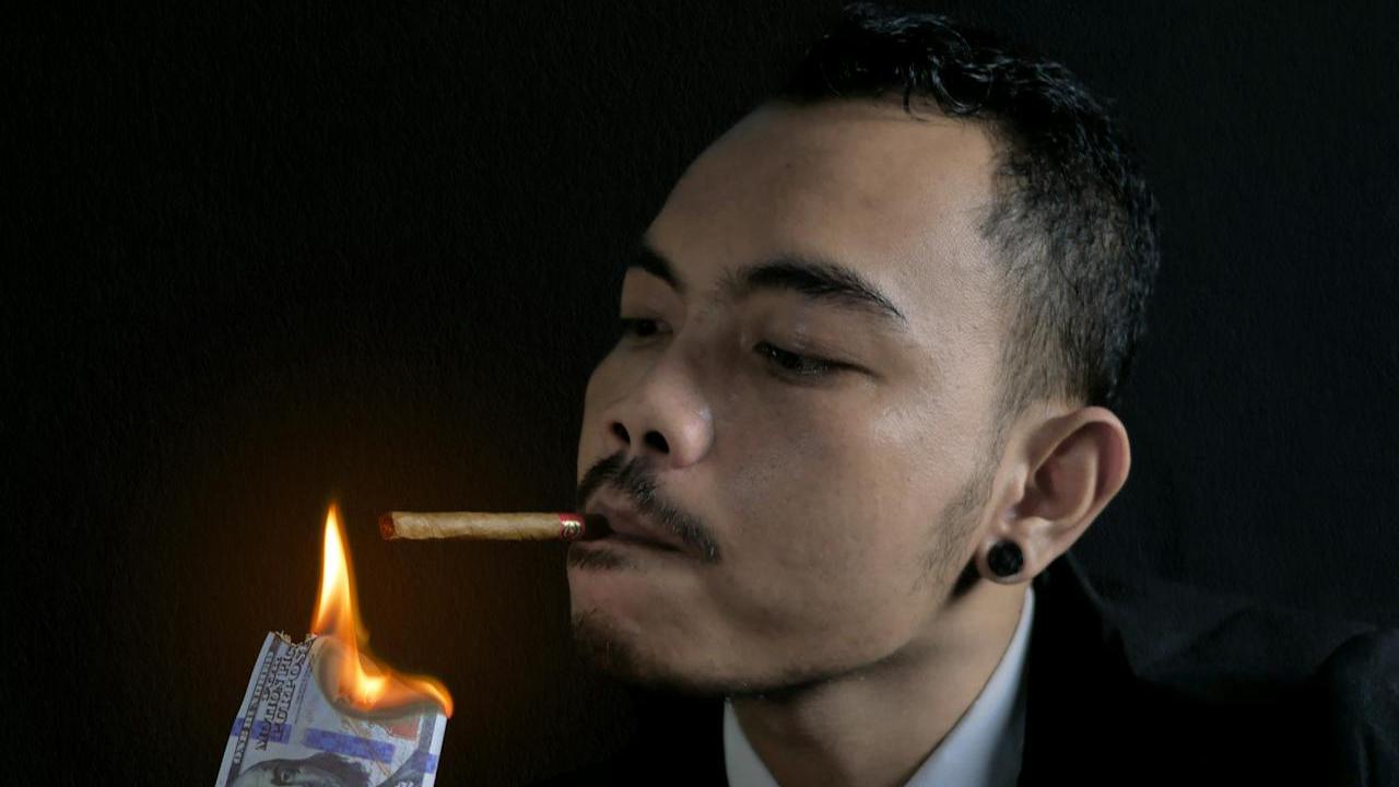 ilustrasi orang new money