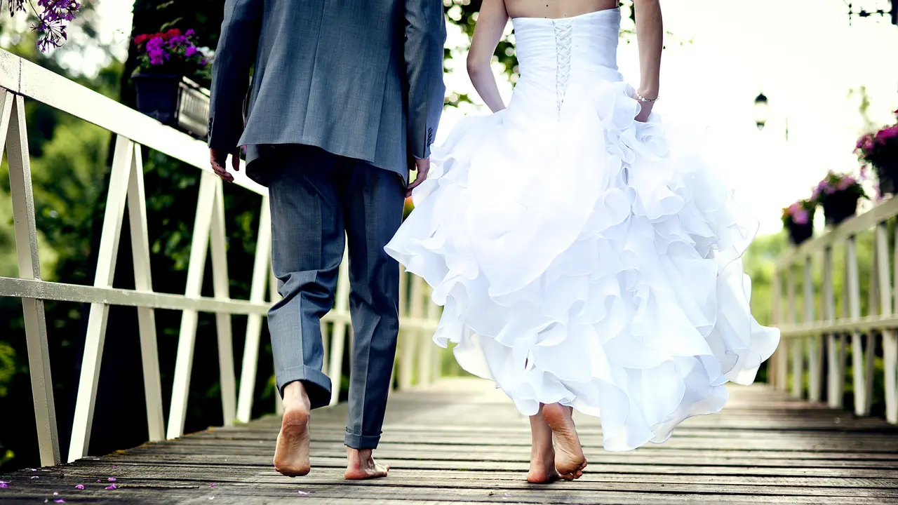 Sebelum Nikah Muda, 3 Strategi Finansial Ini Harus Kamu Kuasai