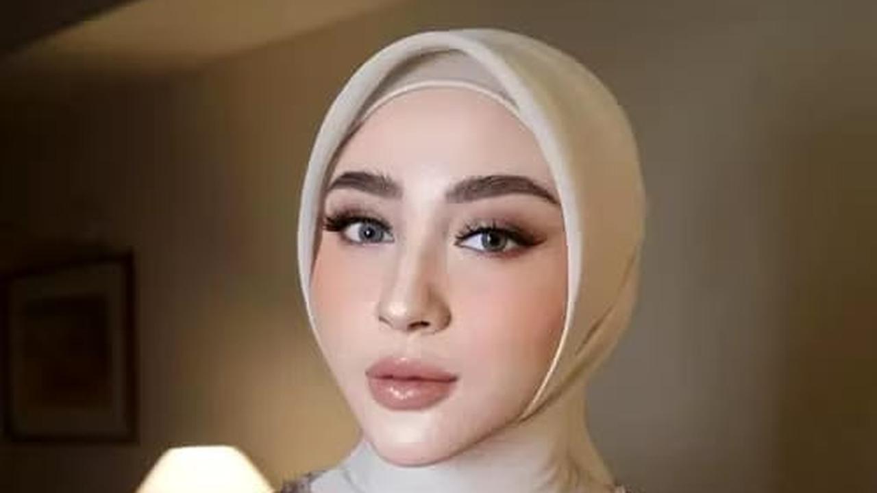 Gaya Hijab Margin Wieheerm di Berbagai Momen yang Cantik dan Elegan
