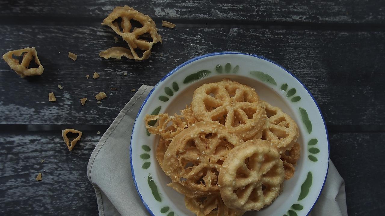 Resep Kembang Goyang: Panduan Lengkap Membuat Camilan Tradisional Renyah