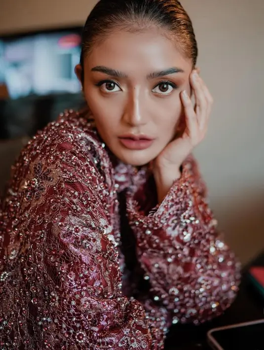 Sayangnya netizen tidak fokus dengan jawaban Siti Badriah saat diwawancara awak media [instagram/sitibadriahh]