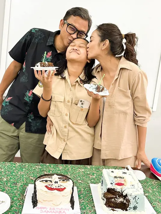 "Cukup lama ya, bertahun tahun lah. Sampai sekarang masih (trauma) ya. Kalau mencari yang sempurna enggak akan ada. Ya gimana caranya bisa menerima kelebihan dan kekurangan orang lain," katanya. [Instagram/masayuanastasia]