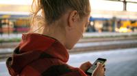 LDR memang sulit, tapi apa yang akan didapat membuatnya layak diperjuangkan. (Foto: unsplash.com)