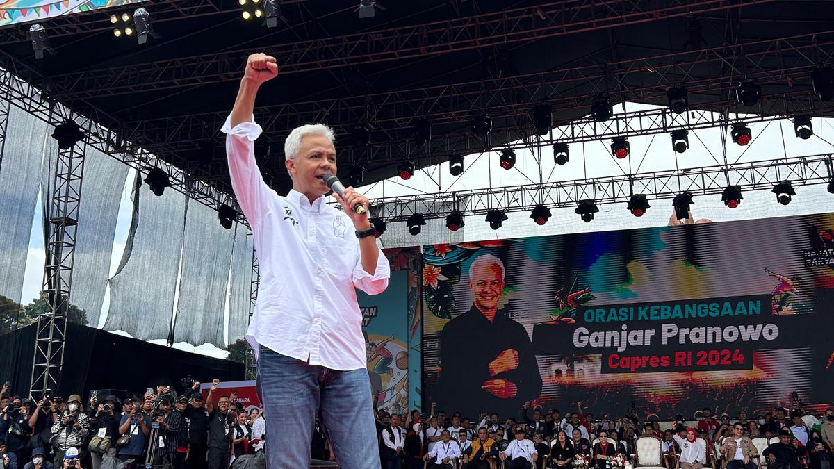 Ganjar saat Kampanye Akbar di Bandung: Ungkap Peran Marhaen hingga Sentil Prabowo