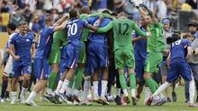 Selebrasi skuad Chelsea usai mengalahkan PSG di&nbsp;final Piala Dunia Antarklub 2025, Senin (14/7/2025). (AP Photo/Adam Hunger)