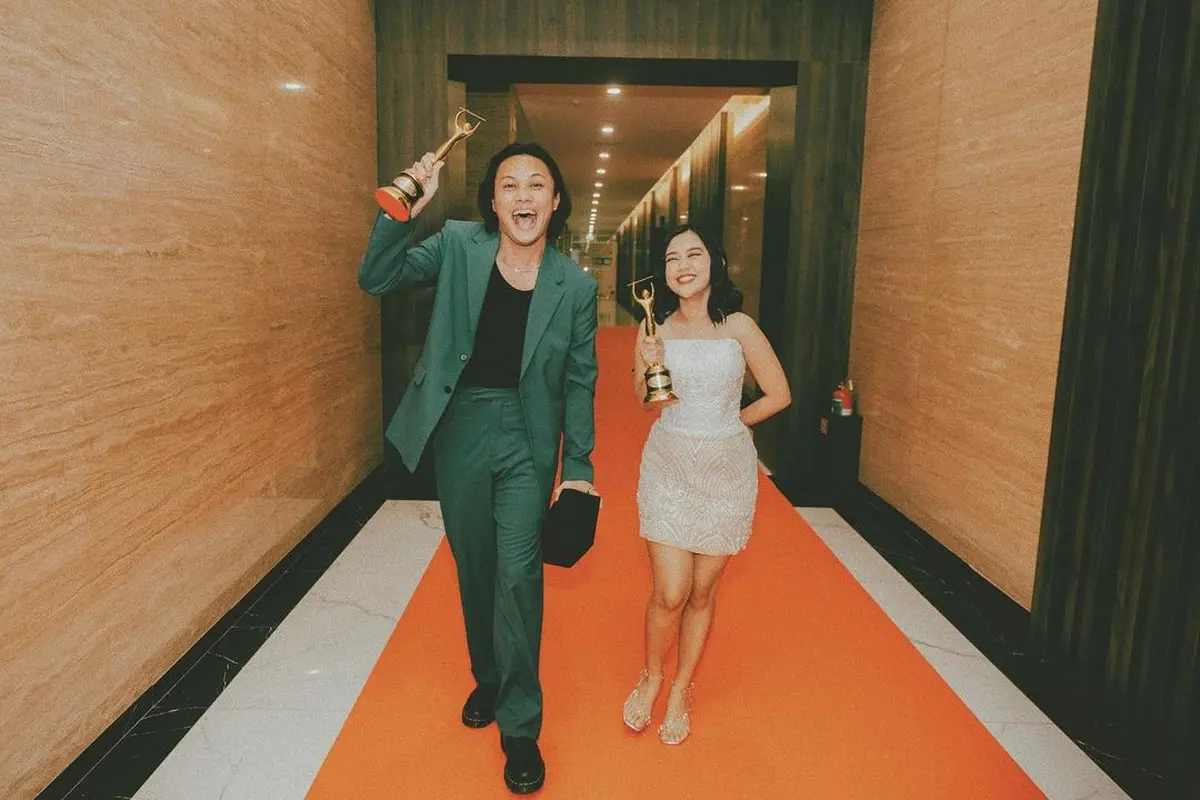 Sempat Bersitegang, Ini 6 Potret Rizky Febian dan Ziva Magnolya di AMI Awards 2022