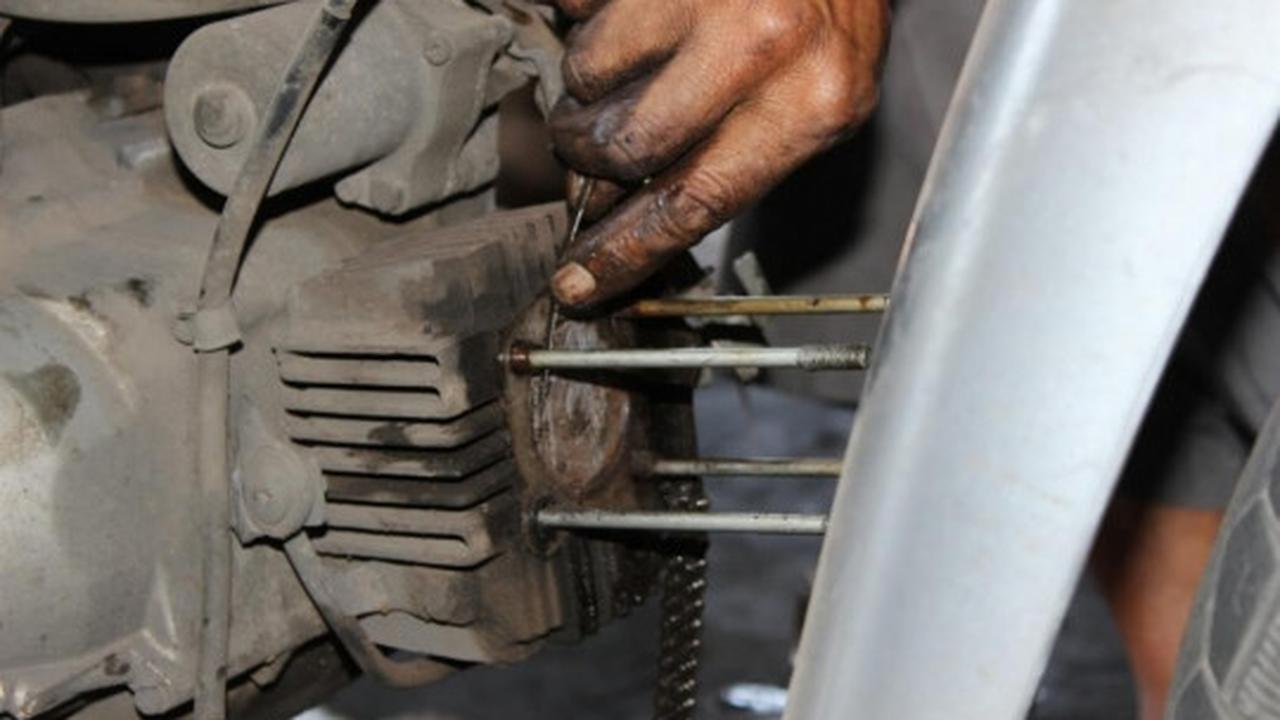 Servis naik, bengkel motor di Malang laris manis menjelang Lebaran