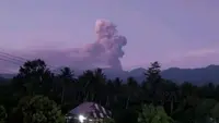 Gunung Dukono Meletus Pagi Ini, Muntahkan Abu Vulkanik Setinggi 1,4 Kilometer