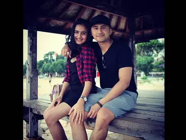 Hengky Kurniawan mengunggah foto-foto kebersamaannya dengan aktris Sonya Fatmala di Instagram. (instagram.com/hengkykurniawan)