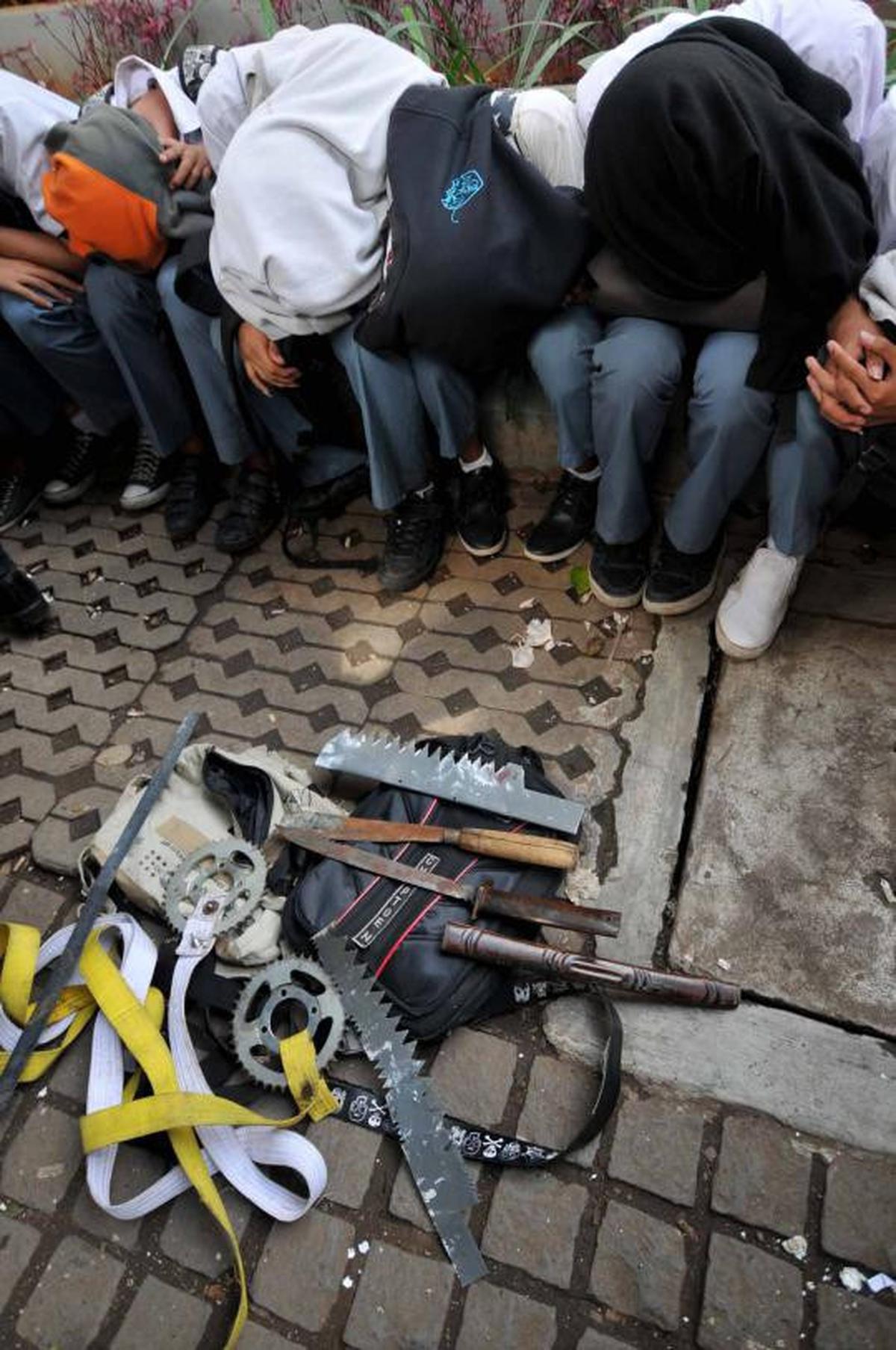 Bawa golok, siswa SMA dijaring polisi