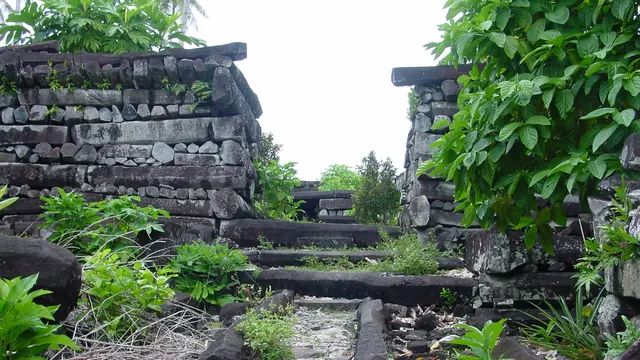 [Bintang] Tempat Wisata di Mikronesia, Negara Cantik yang Nggak Jauh dari Indonesia