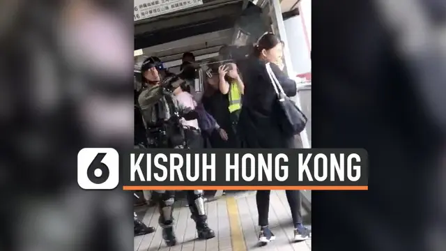 Rekaman polisi Hong Kong menyerang seorang Ibu yang diduga hamil mendadak viral setelah aktivis Pro-Demokrasi Joshua Wong mengunggahnya di media sosial.