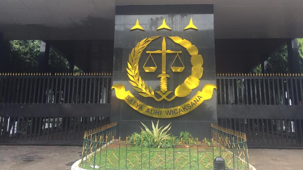 Kejagung Amankan 10 Kontainer Dokumen Barang Bukti Kasus Korupsi Pertamina dari Terminal BBM Tanjung Gerem