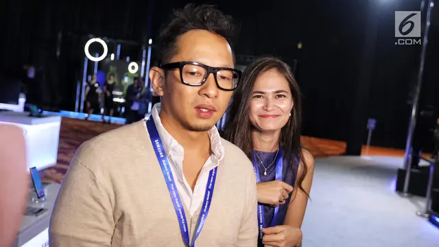 Ringgo Agus Rahman dan Sabai Morscheck