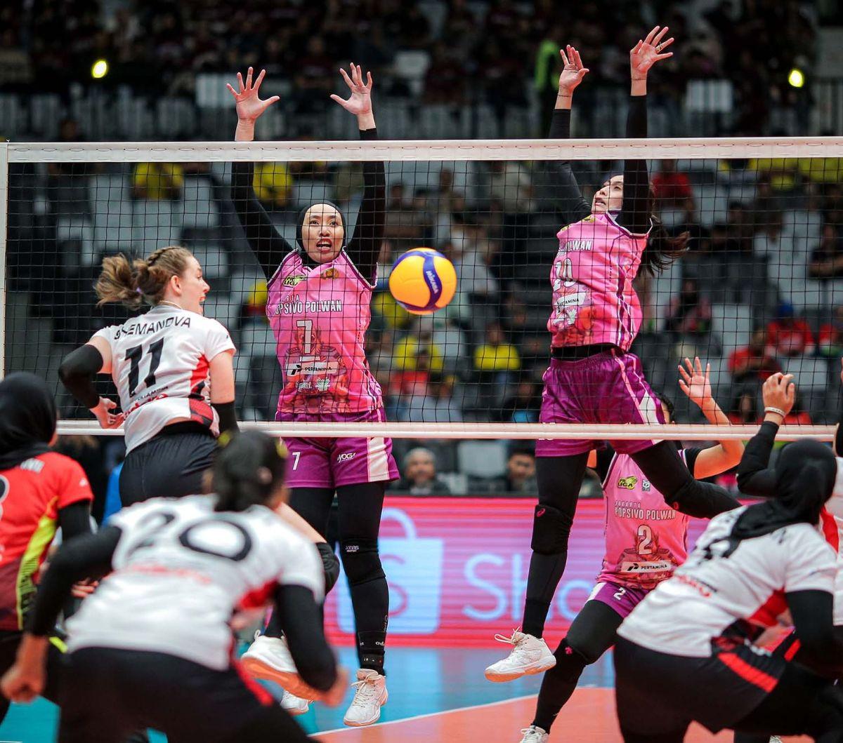 Jakarta Popsivo Polwan sukses mengamankan peringkat ketiga PLN Mobile Proliga 2024. Hal itu diraih setelah mereka menumbangkan Jakarta Pertamina Enduro dengan skor 3-1 dalam duel yang berlangsung di Indonesia Arena, Jakarta Pusat, pada Sabtu (20/7/2024) s