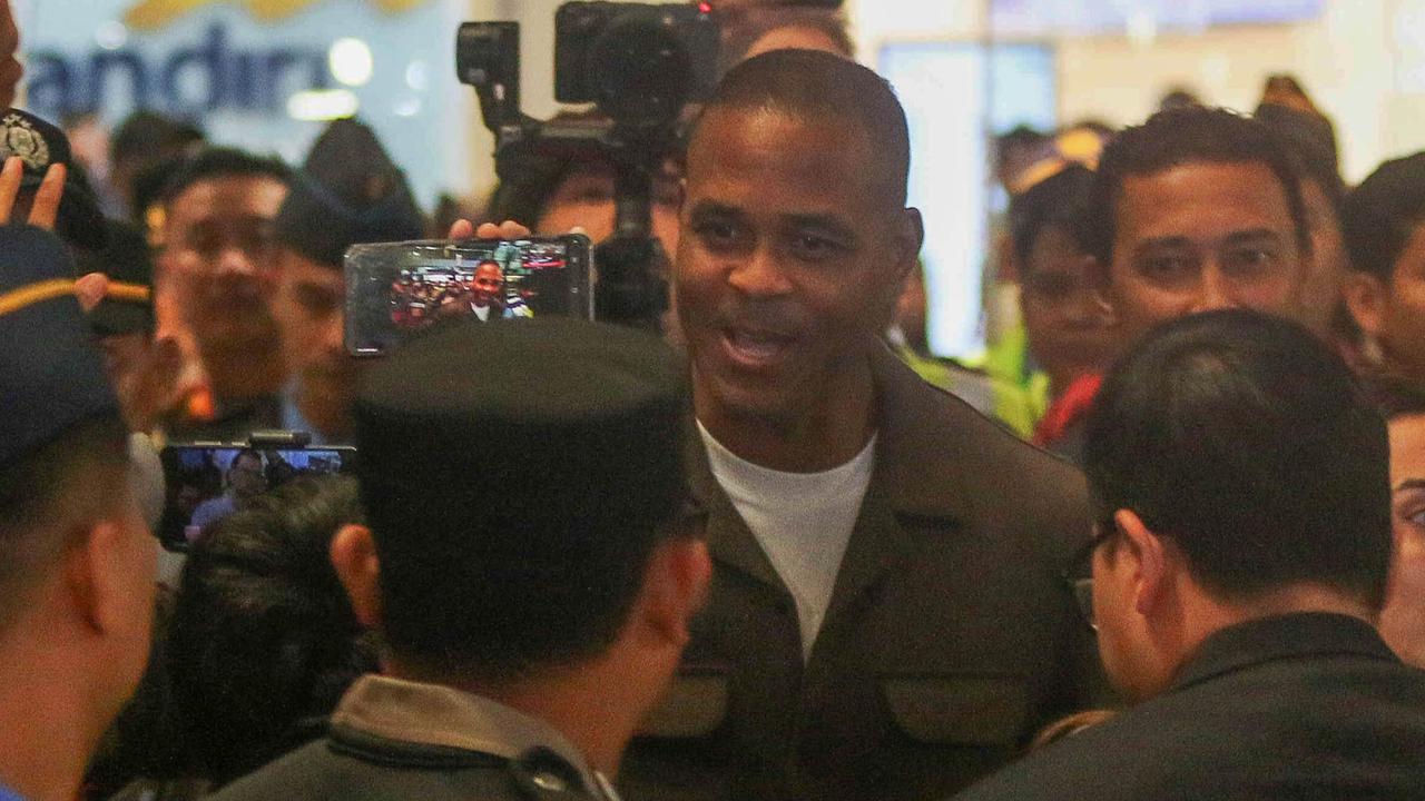 Foto: Momen Patrick Kluivert Tiba di Indonesia