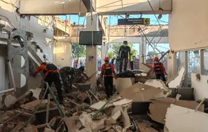 Gempa NTT, Hercules dan Kapal Perang Dikerahkan Bantu Korban di Nagekeo