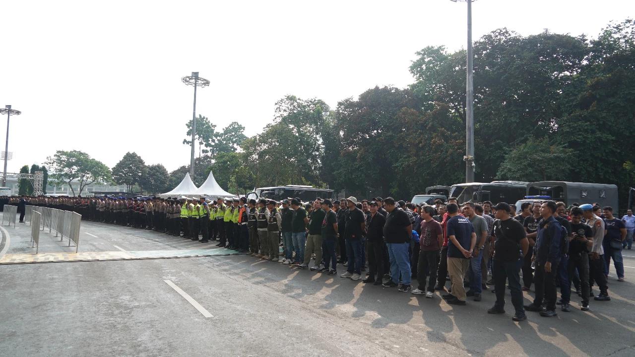 1.400 Personel Gabungan Amankan Laga Indonesia vs Oman di GBK, Suporter Dilarang Bawa Flare dan Petasan