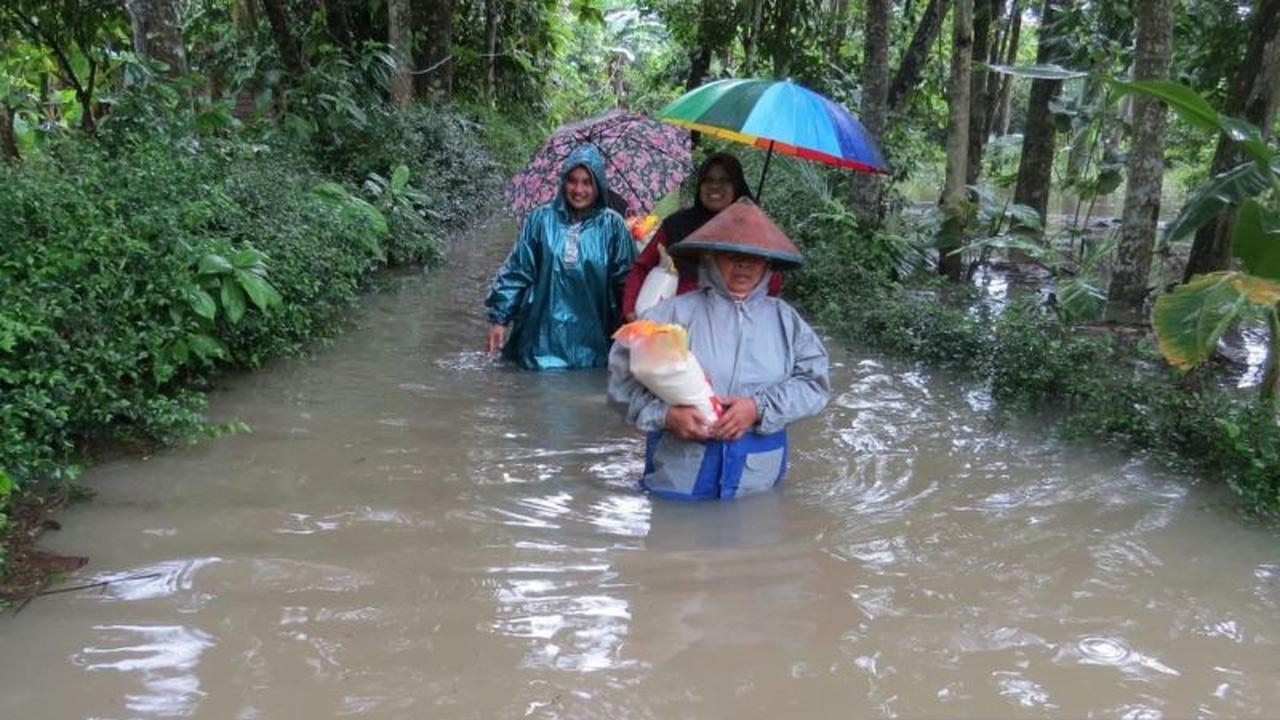 Ratusan KK Terdampak, BPBD Jember Gerak Cepat Tangani Banjir Jember yang Meluas ke 3 Kecamatan