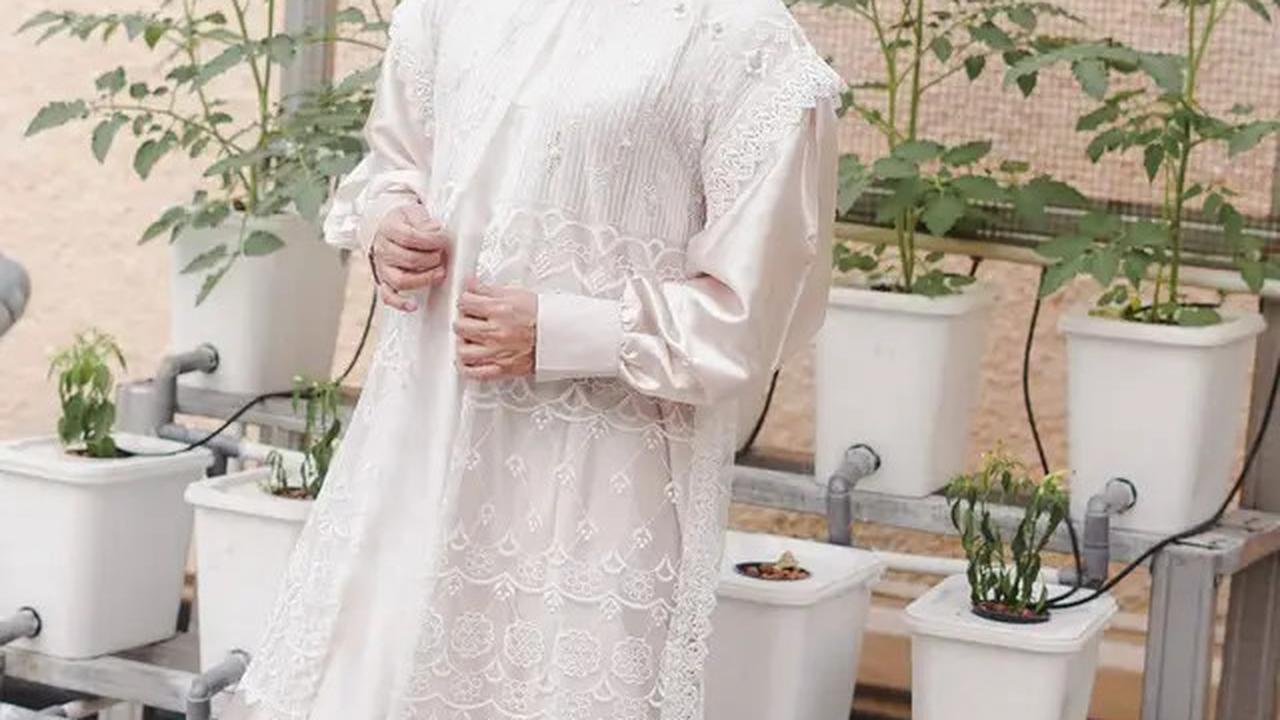 7 Potret Artis Berhijab Keturunan Pakistan, Punya Aura Perempuan Arab
