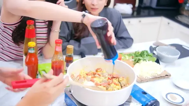 Potret Dapur Rumah Ranty Maria