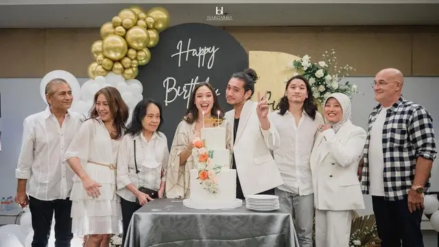 Yasmin Napper dan Giorgino Abraham rayakan ulang tahun secara bersamaan